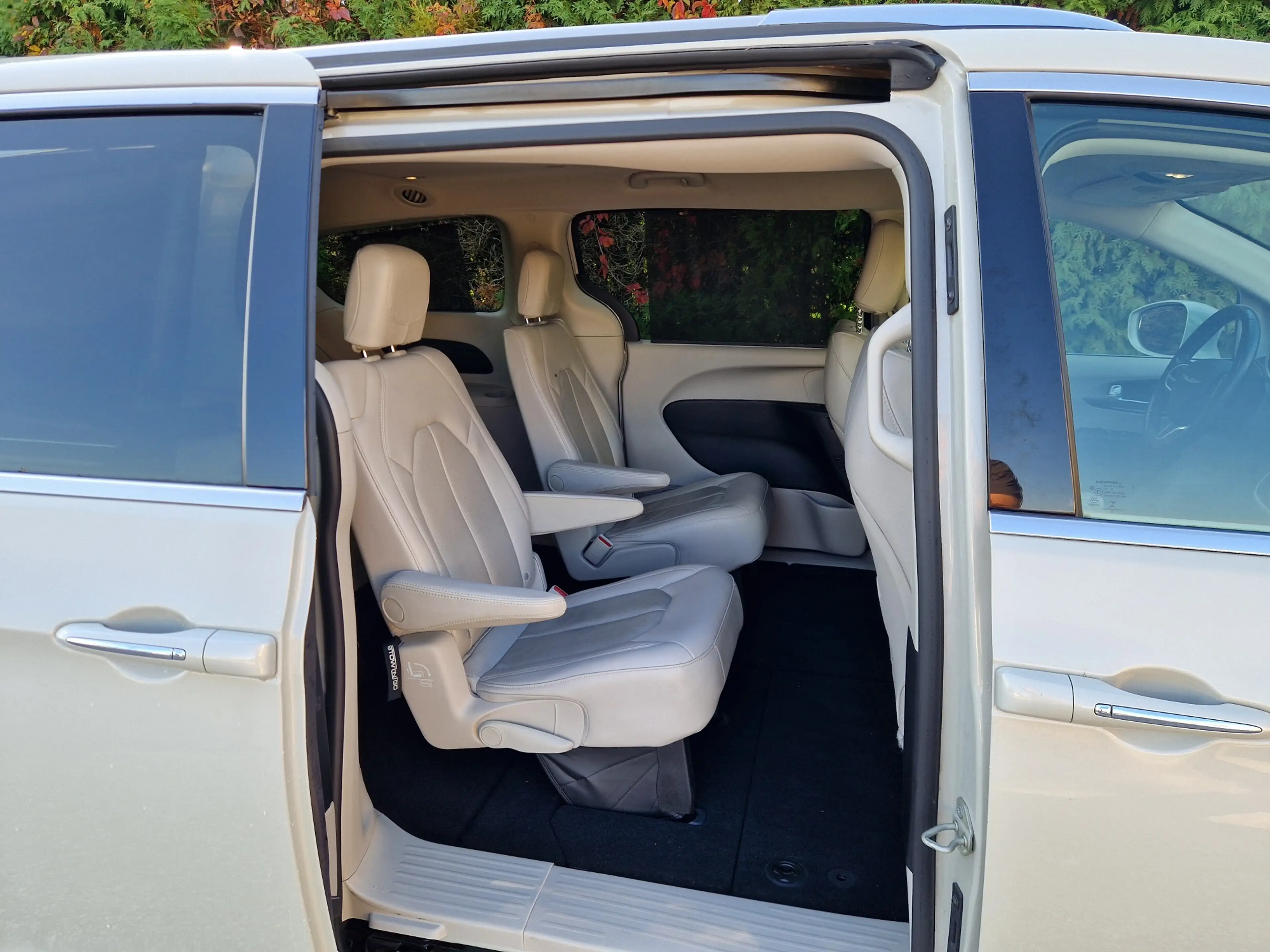 Chrysler Pacifica 3.6 Facelift — photo 14