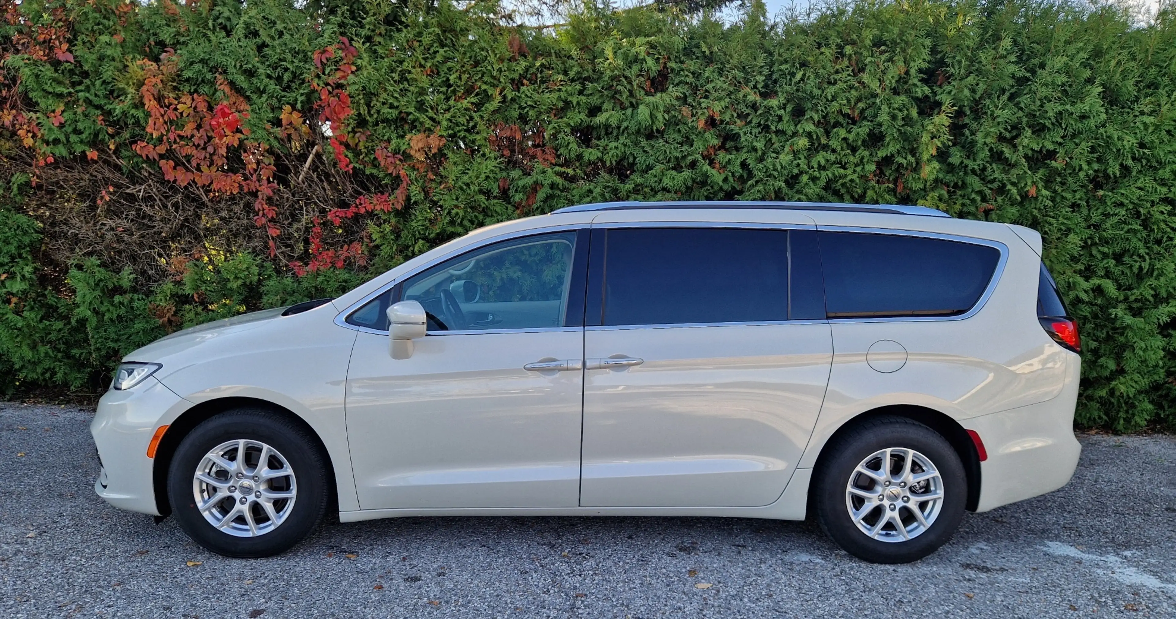 Chrysler Pacifica 3.6 Facelift — photo 3