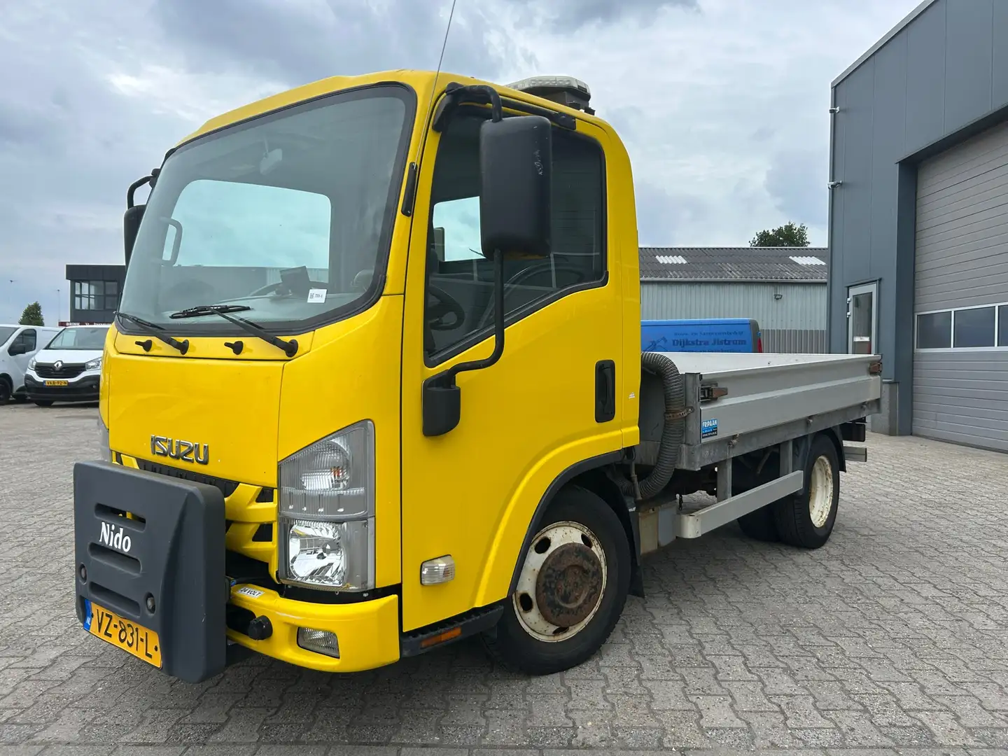 Isuzu PICK UP N1R 76000KM!! Amarillo - 2