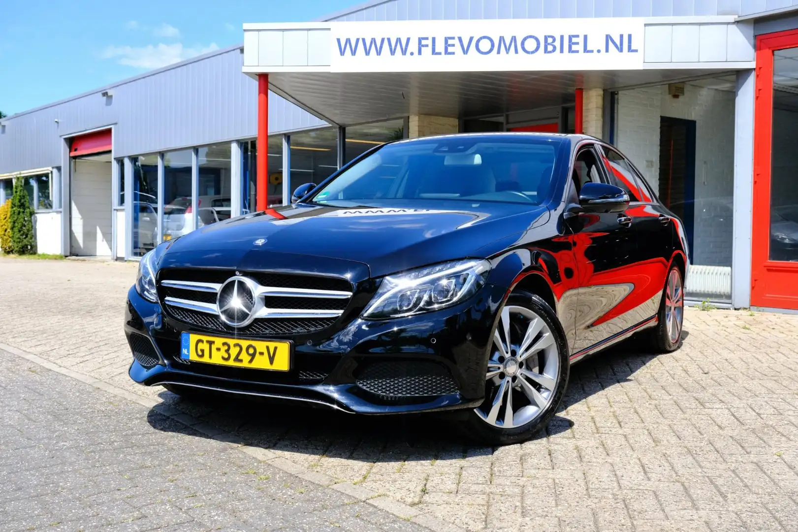 Mercedes-Benz C 350 e Aut. Limited Edition Leder|Navi|Burmester|Pano|L Noir - 1