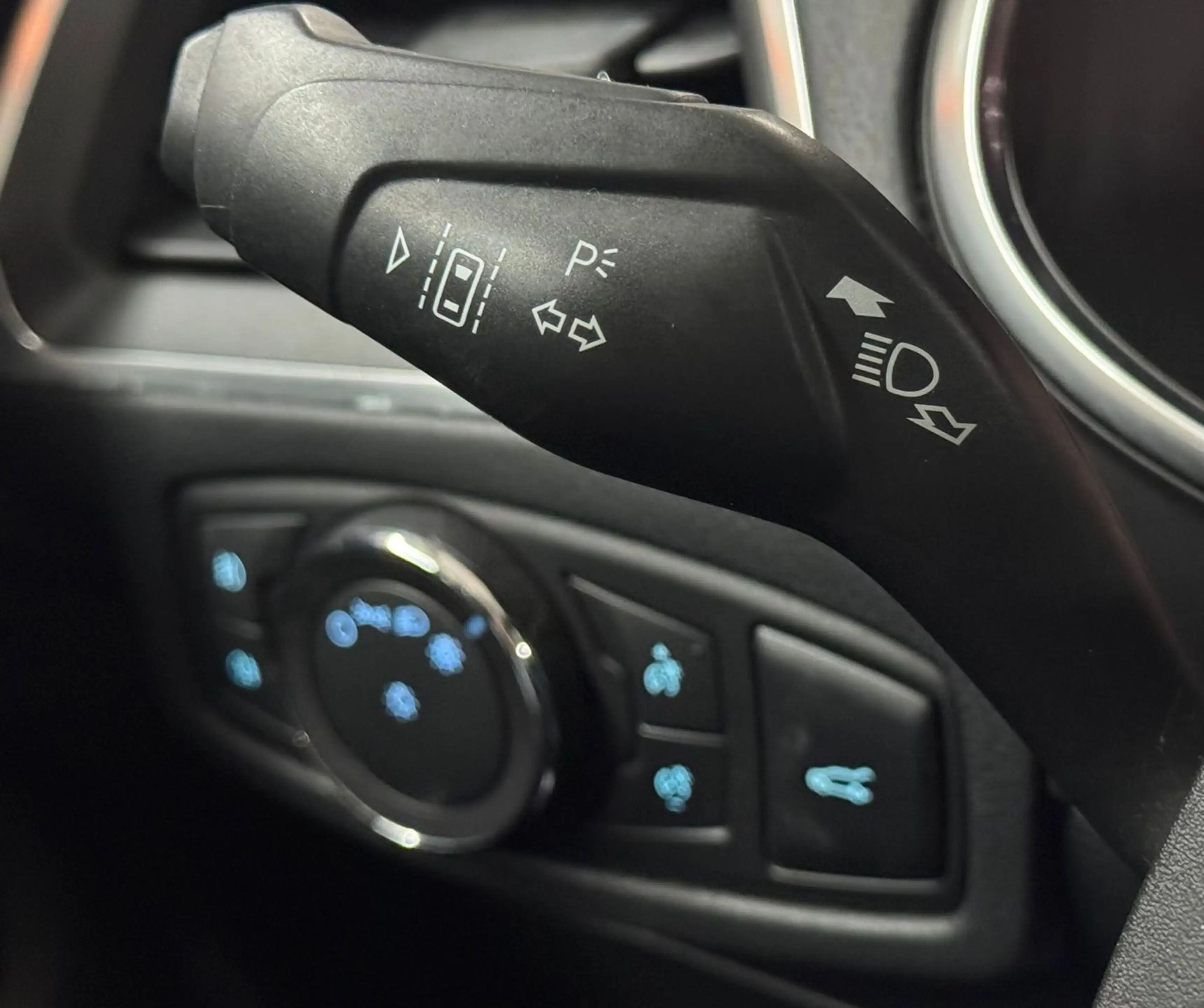 Ford S-Max S-MAX Titanium*AUTOM*LED*KAMERA*STANDHZG*NAVI* — photo 14