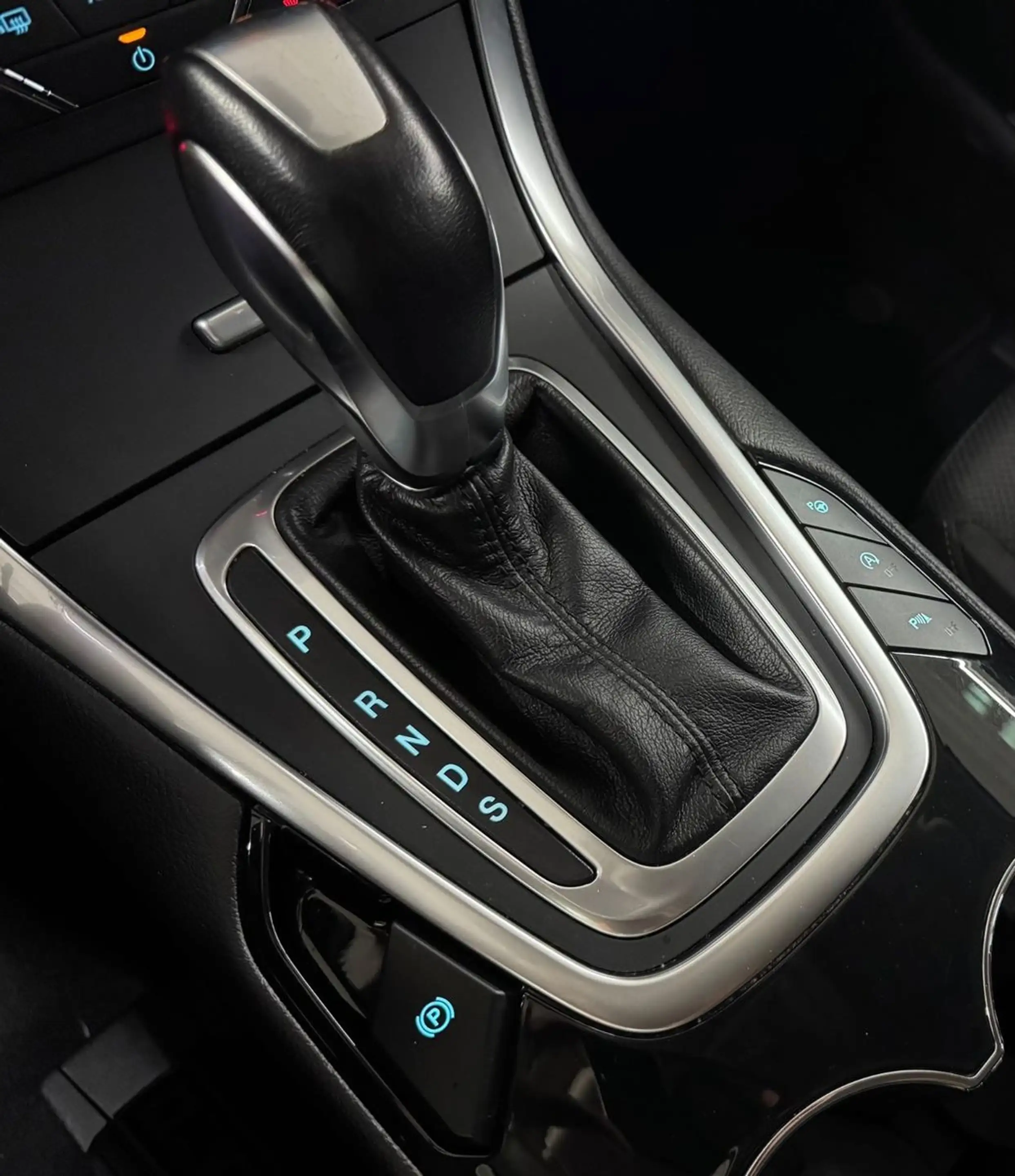 Ford S-Max S-MAX Titanium*AUTOM*LED*KAMERA*STANDHZG*NAVI* — photo 11