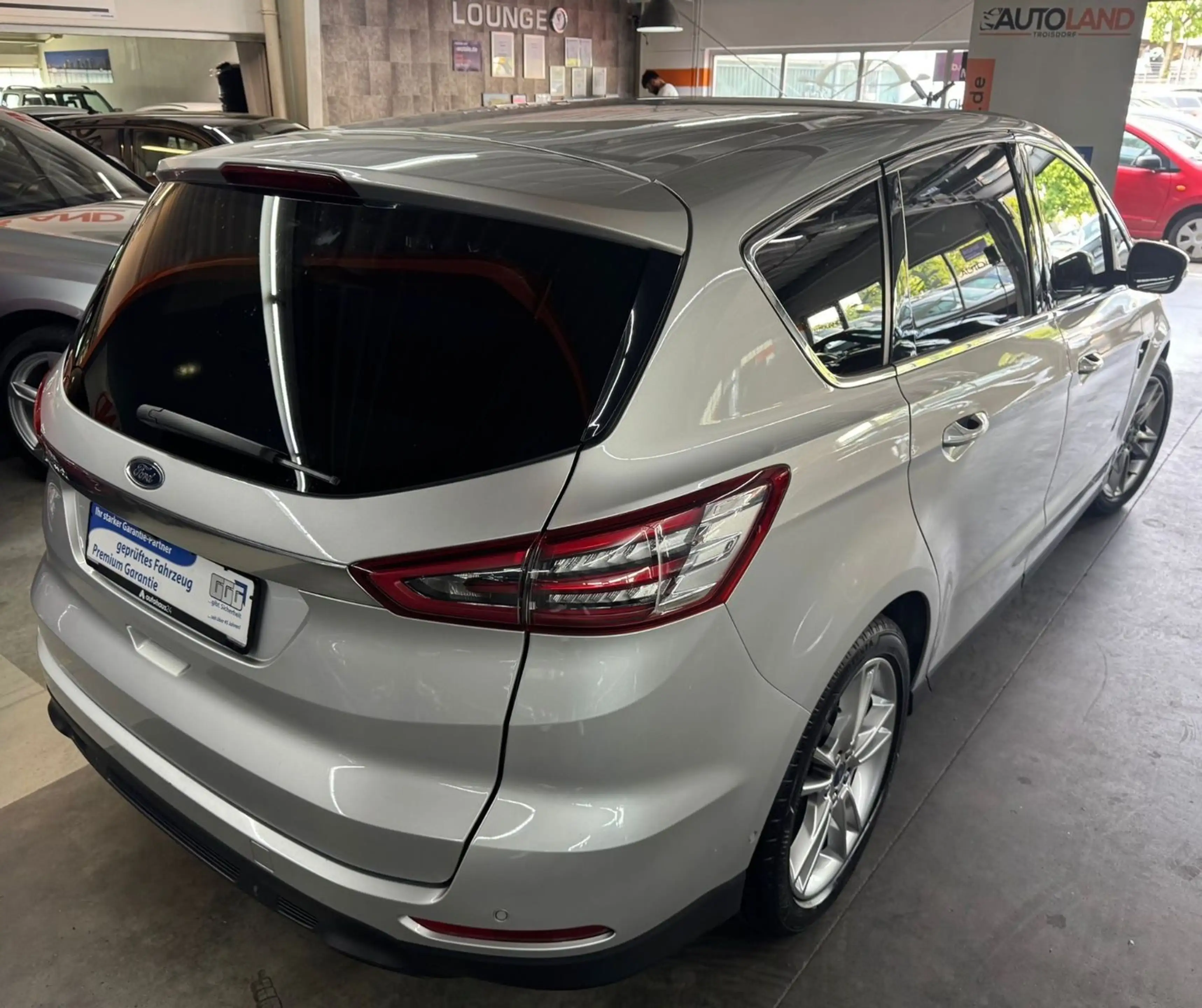 Ford S-Max S-MAX Titanium*AUTOM*LED*KAMERA*STANDHZG*NAVI* — photo 7
