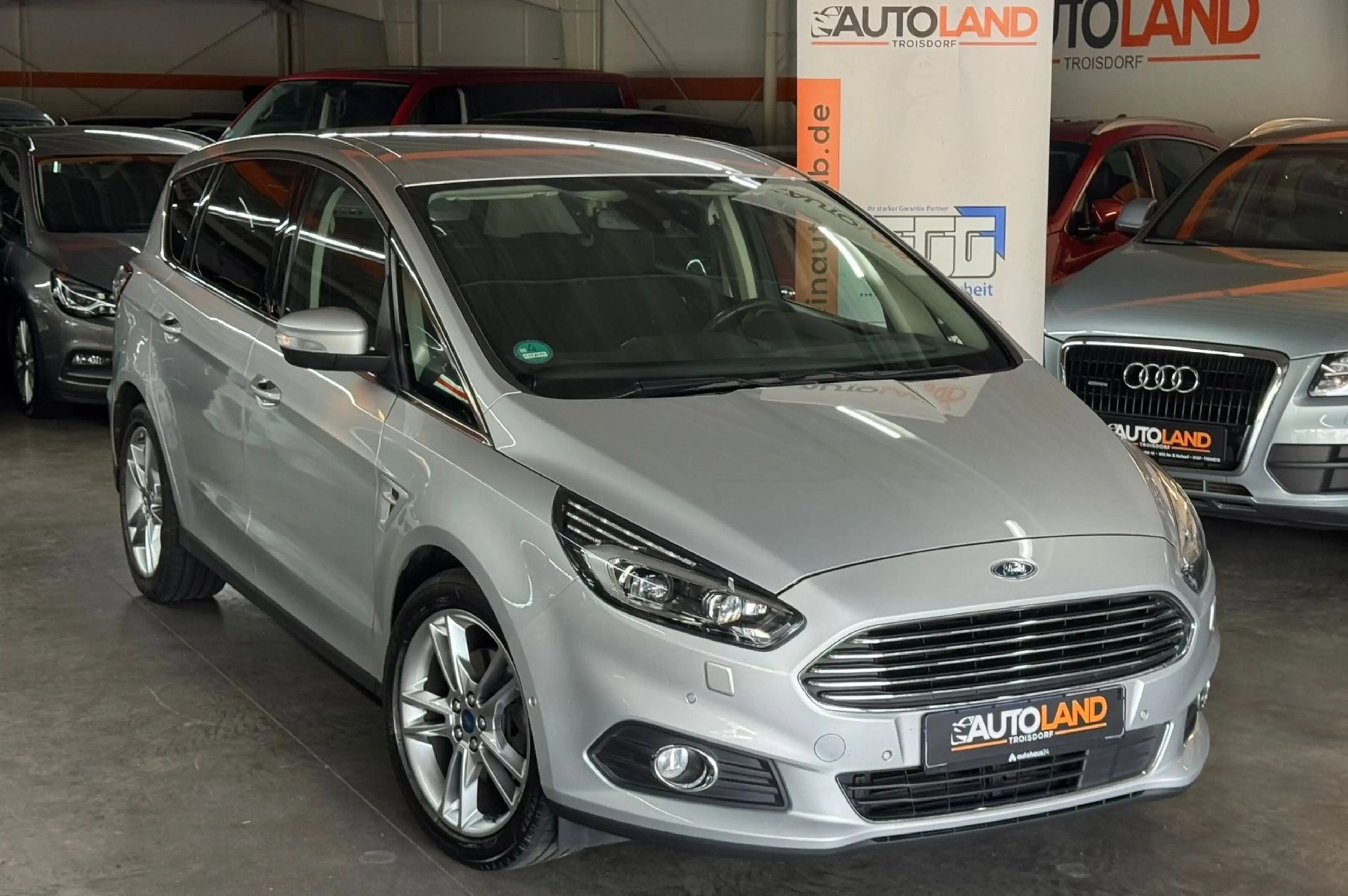 Ford S-Max S-MAX Titanium*AUTOM*LED*KAMERA*STANDHZG*NAVI* — photo 3