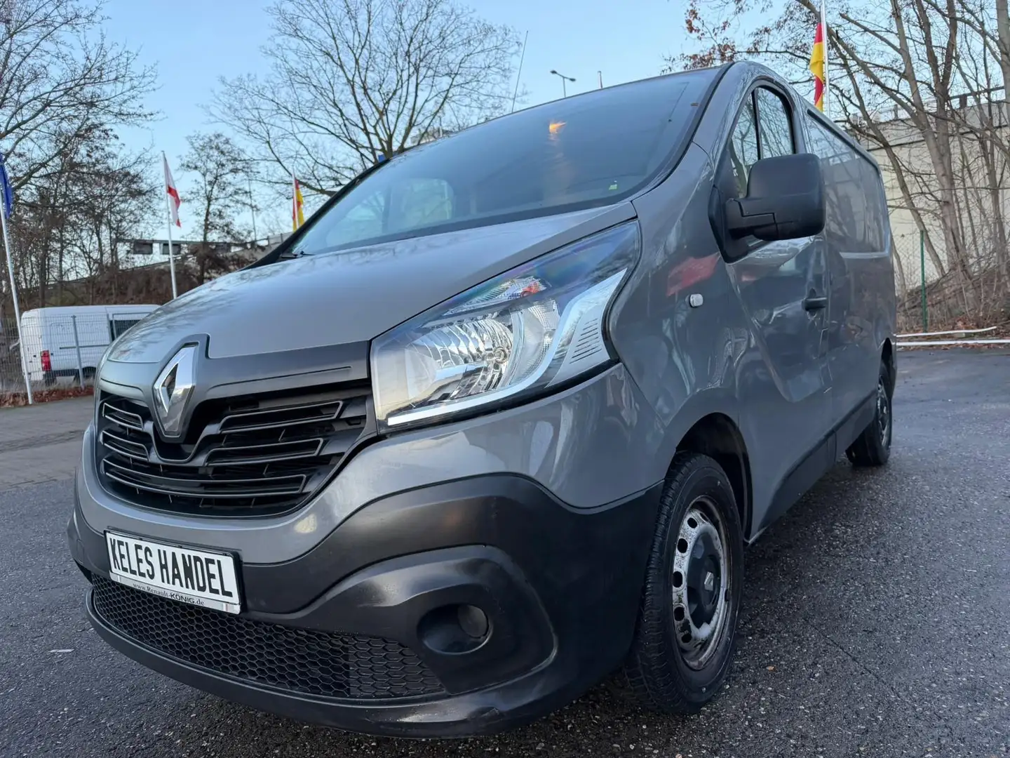Renault Trafic L1H1 2,7t Komfort Grau - 1