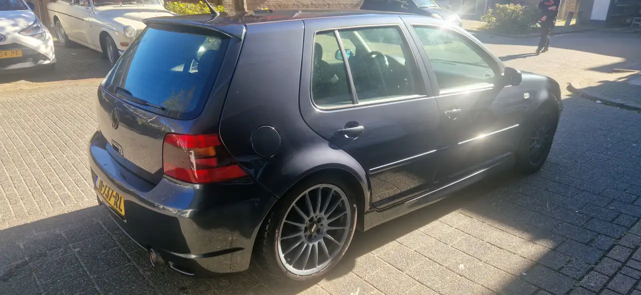 Volkswagen Golf 2.8 V6 4Motion, foto 3