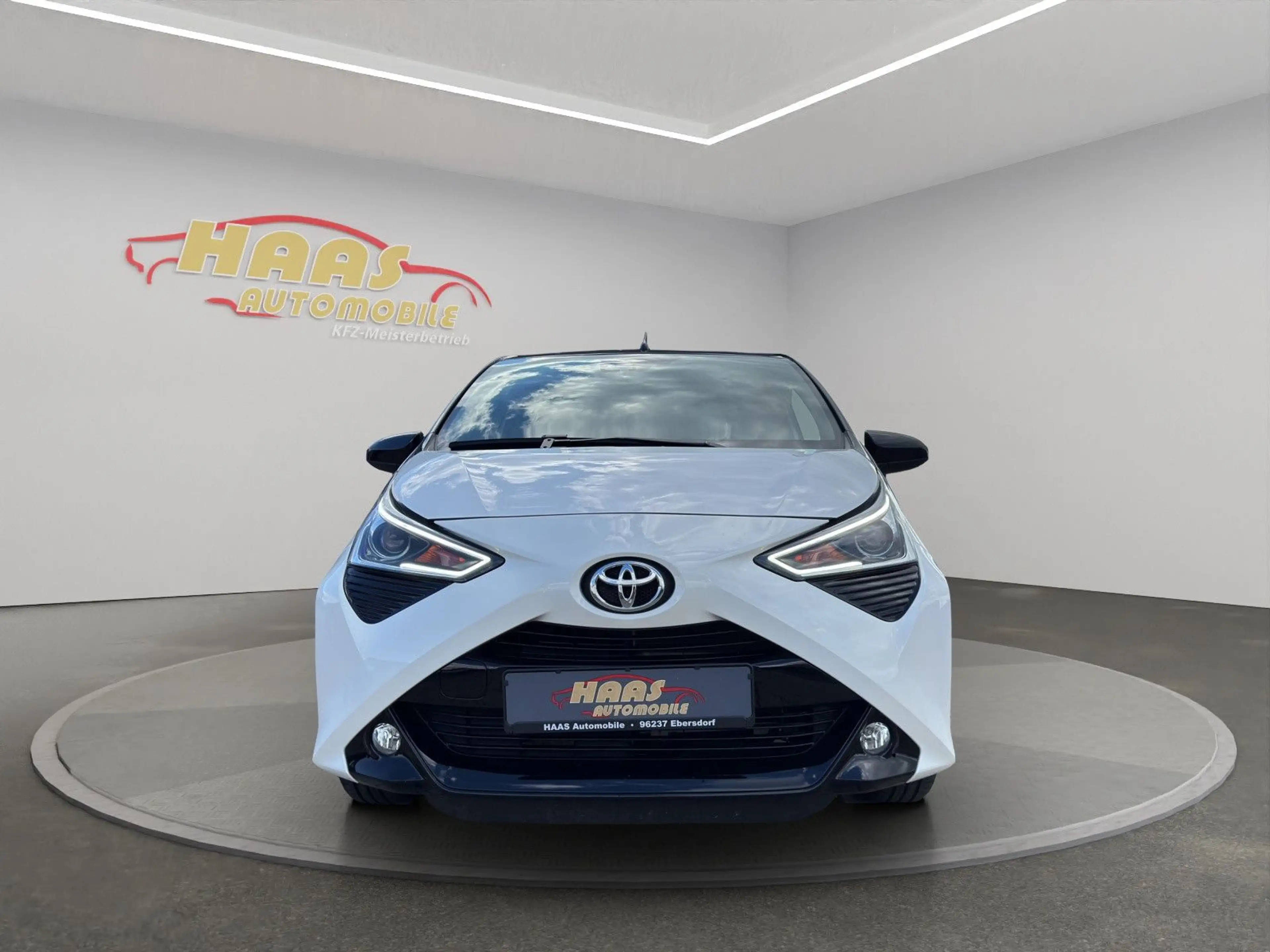 Toyota Aygo AYGO x-final *Kamera*Full-Link*Klimatronic* — photo 2