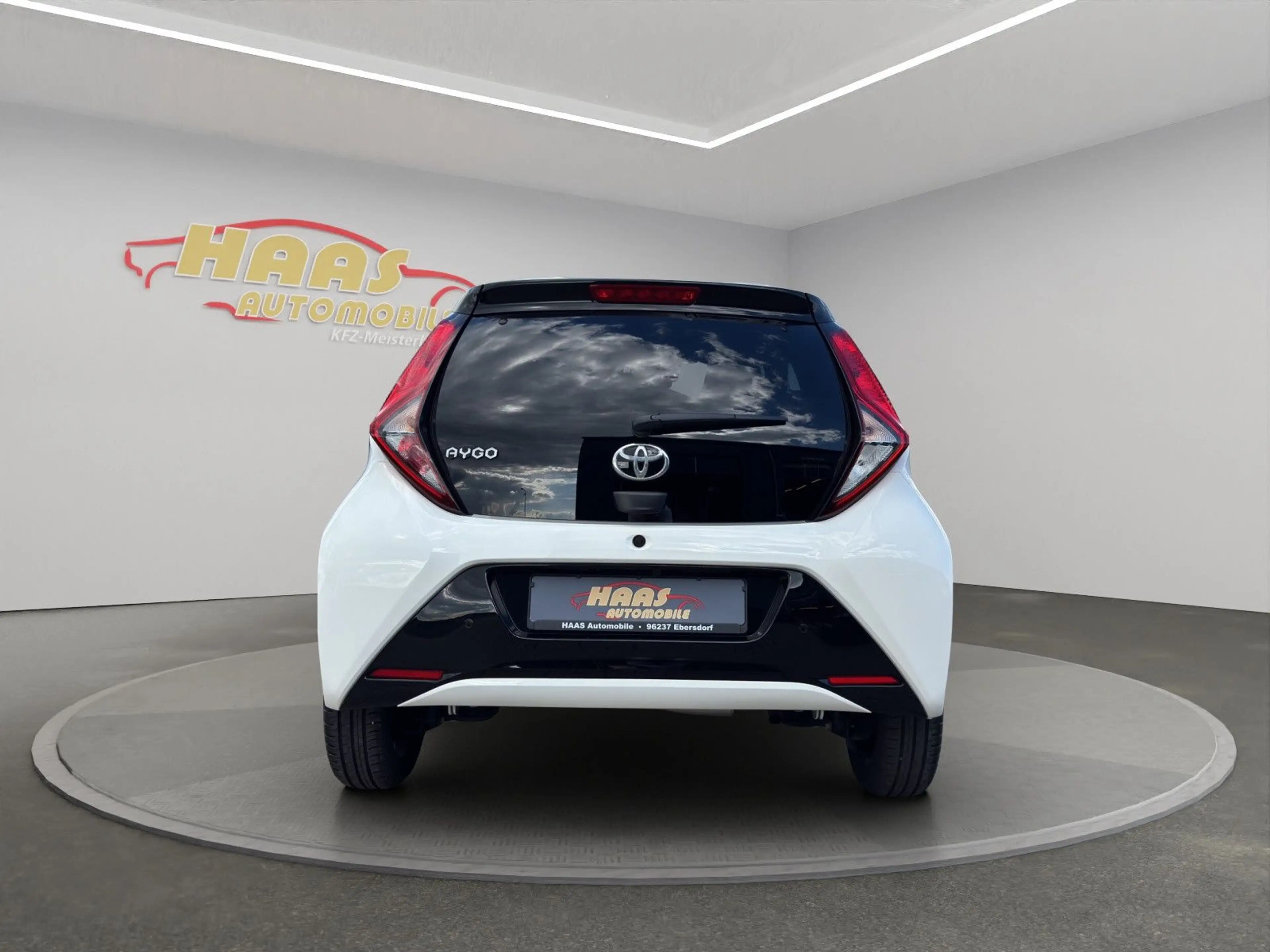 Toyota Aygo AYGO x-final *Kamera*Full-Link*Klimatronic* — photo 6