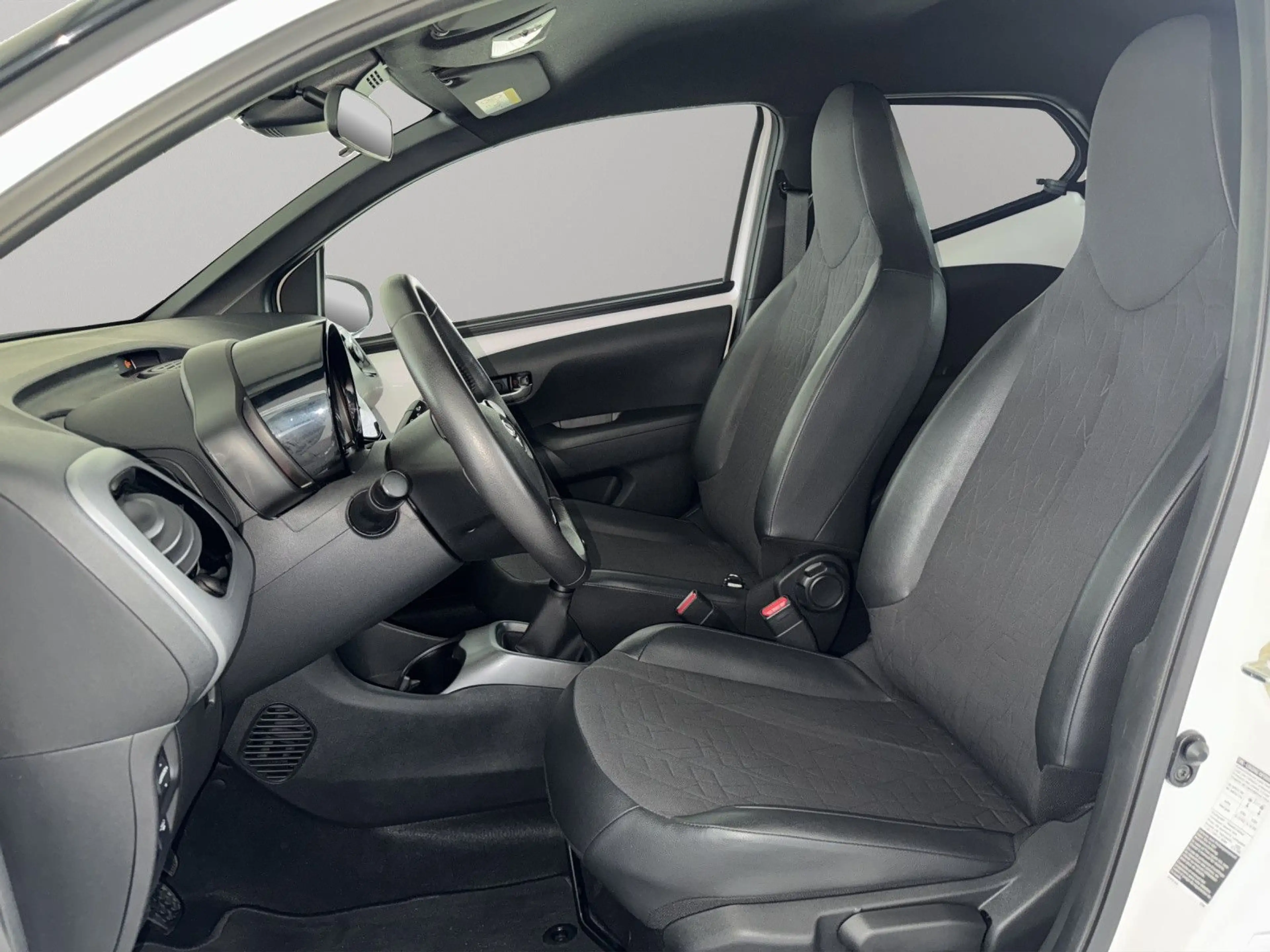 Toyota Aygo AYGO x-final *Kamera*Full-Link*Klimatronic* — photo 9
