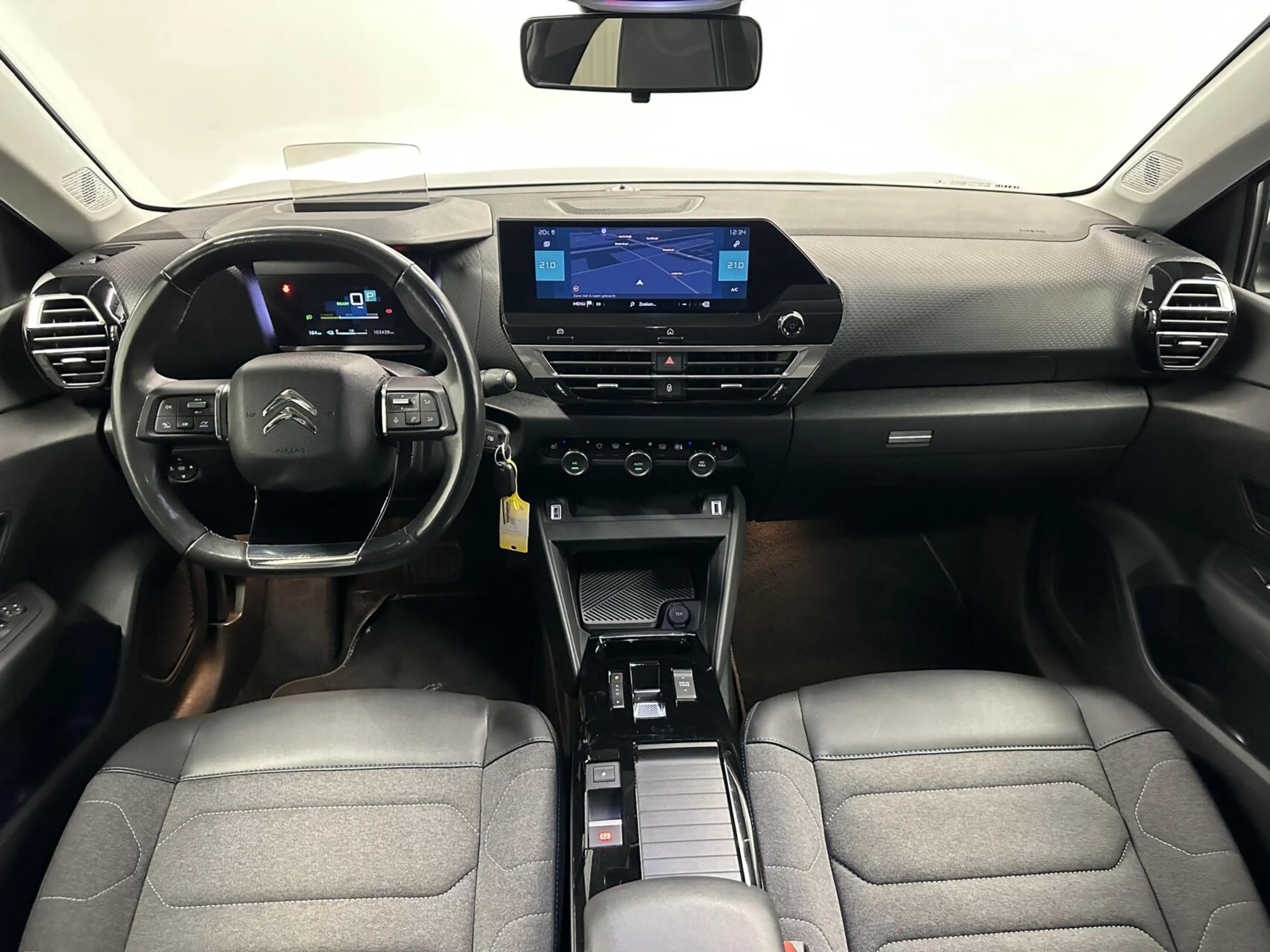 Citroen E-C4 Electric Feel Pack 50 kWh CARPLAY CAMERA NAVI CRUISE ECC LM — photo 2