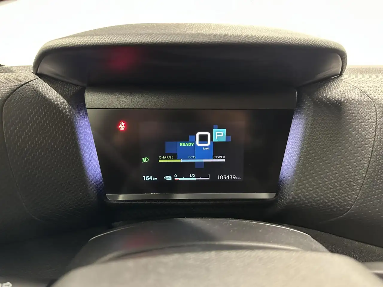 Citroen C4 Feel Pack 50 kWh CARPLAY CAMERA NAVI CRUISE ECC LM, миниатюра 25
