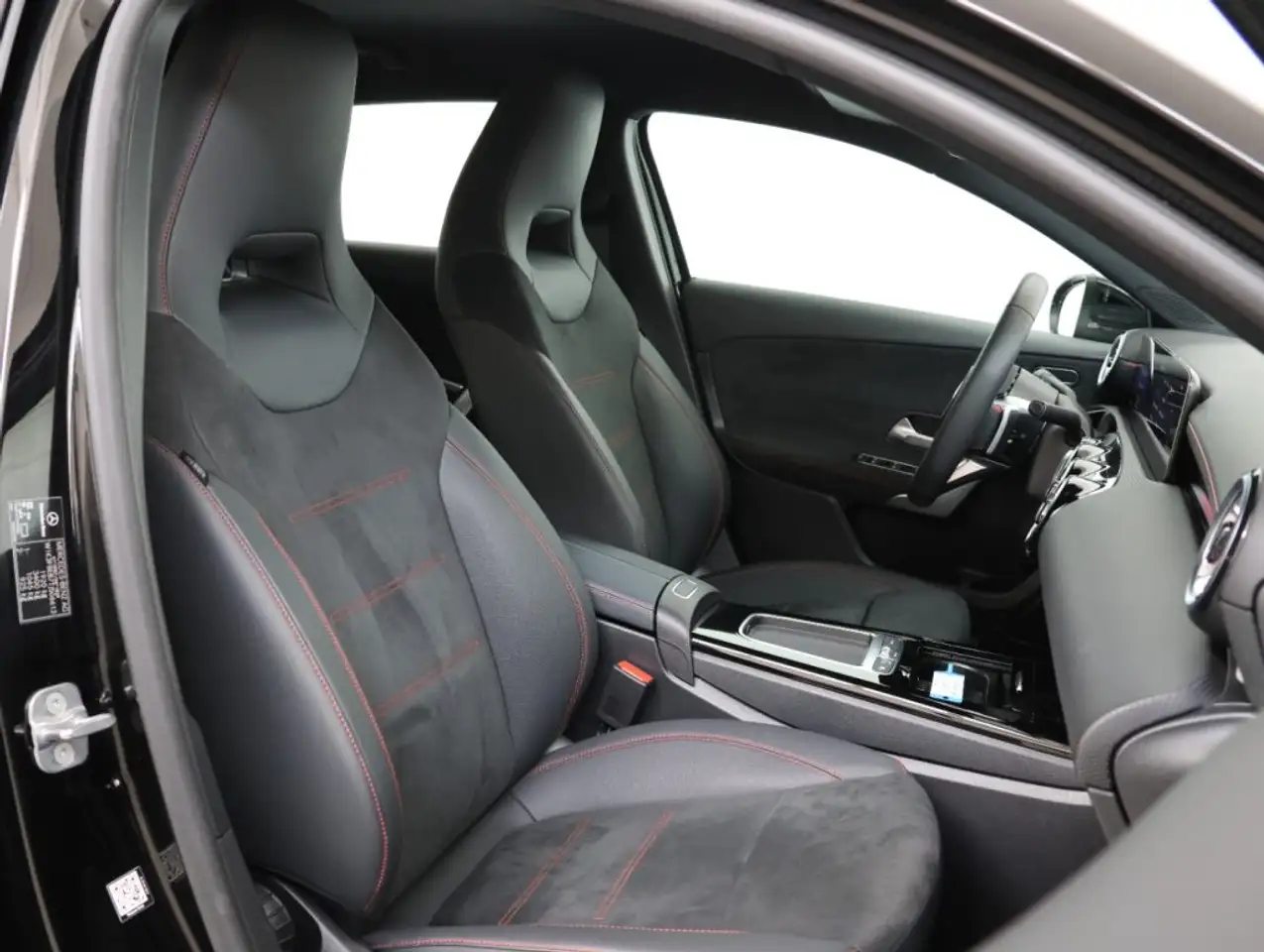 Mercedes-Benz A-Class Automatic AMG Line *PROMO PARISI GROUP*, миниатюра 11