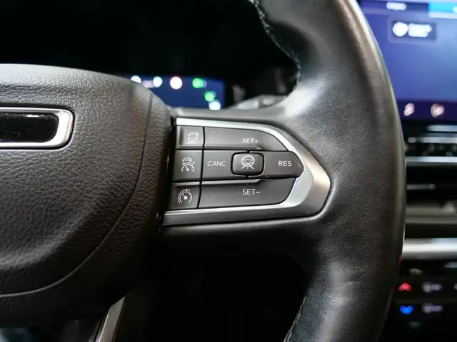 Jeep Compass view 15