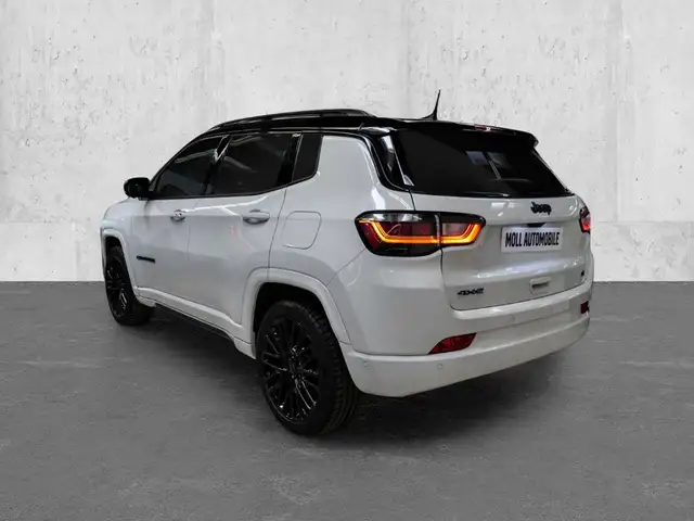 Jeep Compass view 2