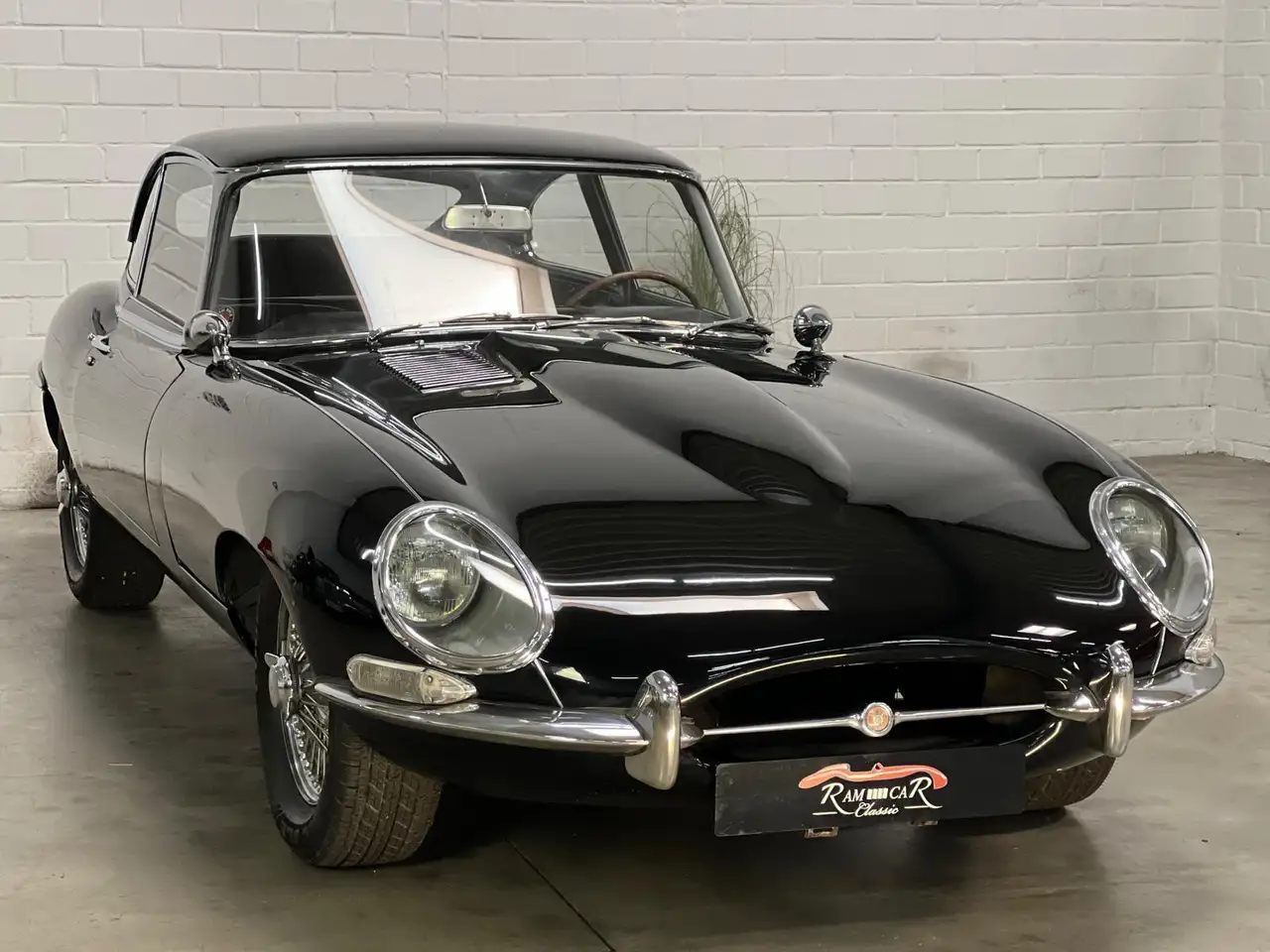 Jaguar E-Type Serie 1 4.2 Coupe 2+2 "matching numbers" H-Zulassu, foto 3