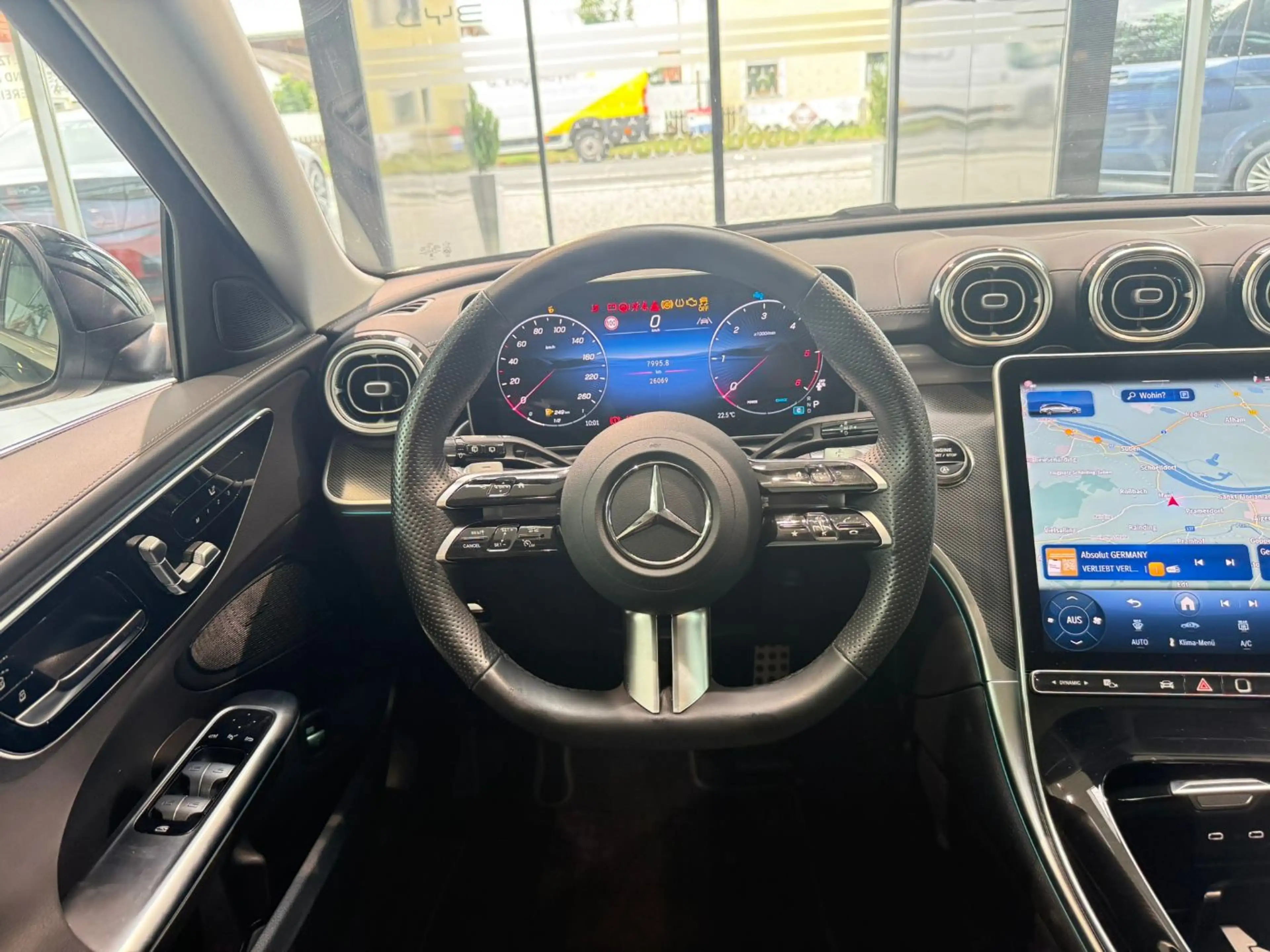 Mercedes-Benz C 200 d T-Modell AMG Line RKam Klima Shz eHeck — photo 13