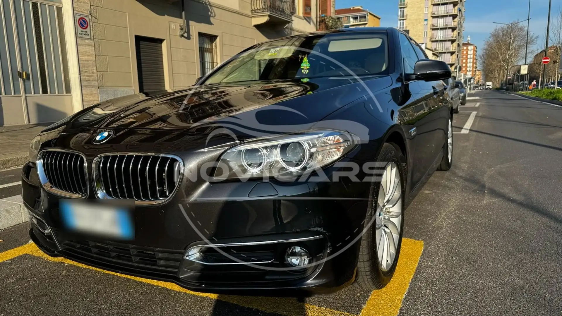 BMW 520 520D Touring Luxury 190cv auto Hnědá - 1