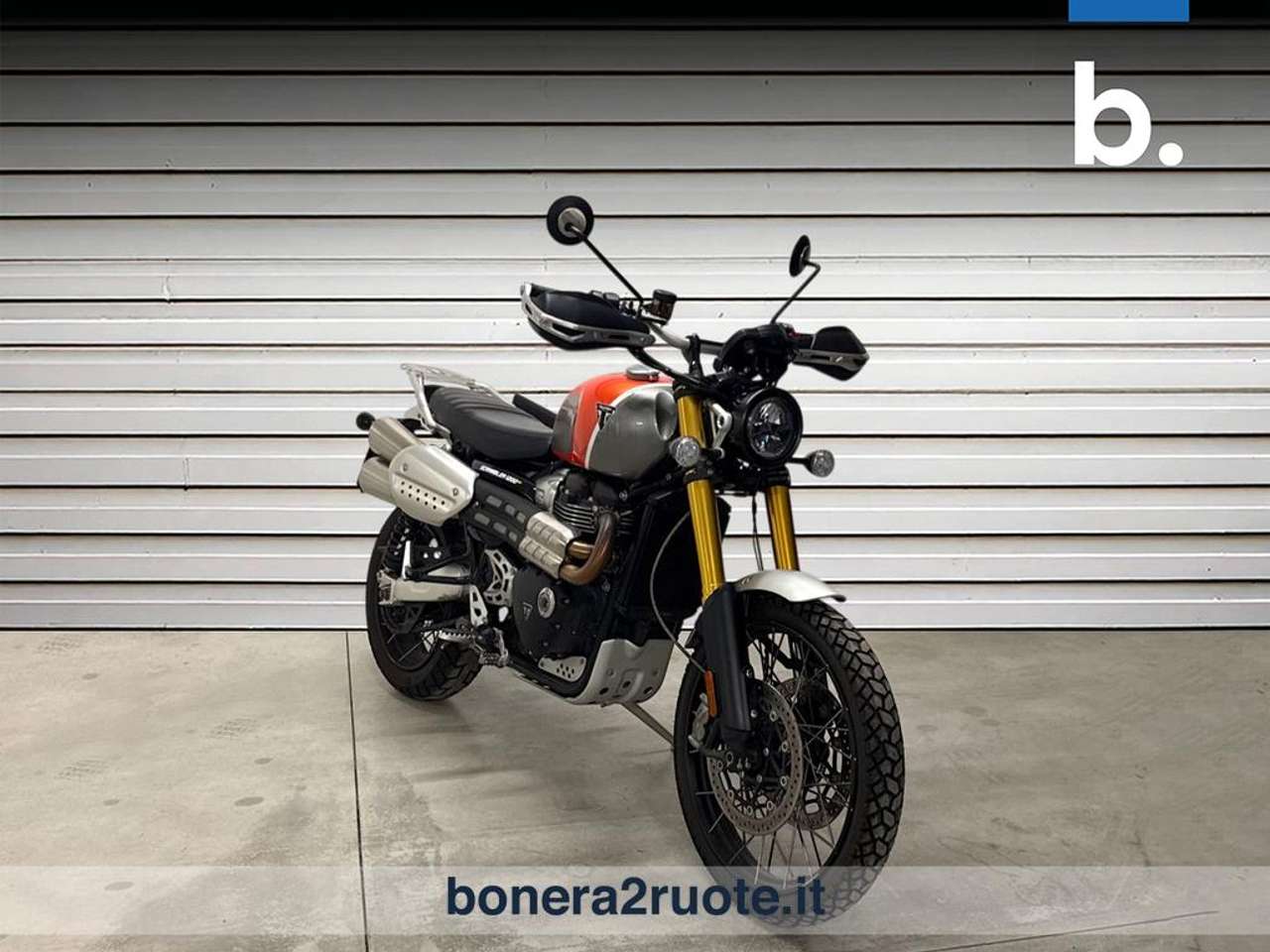 Triumph Scrambler 1200 XE Gold Line Abs