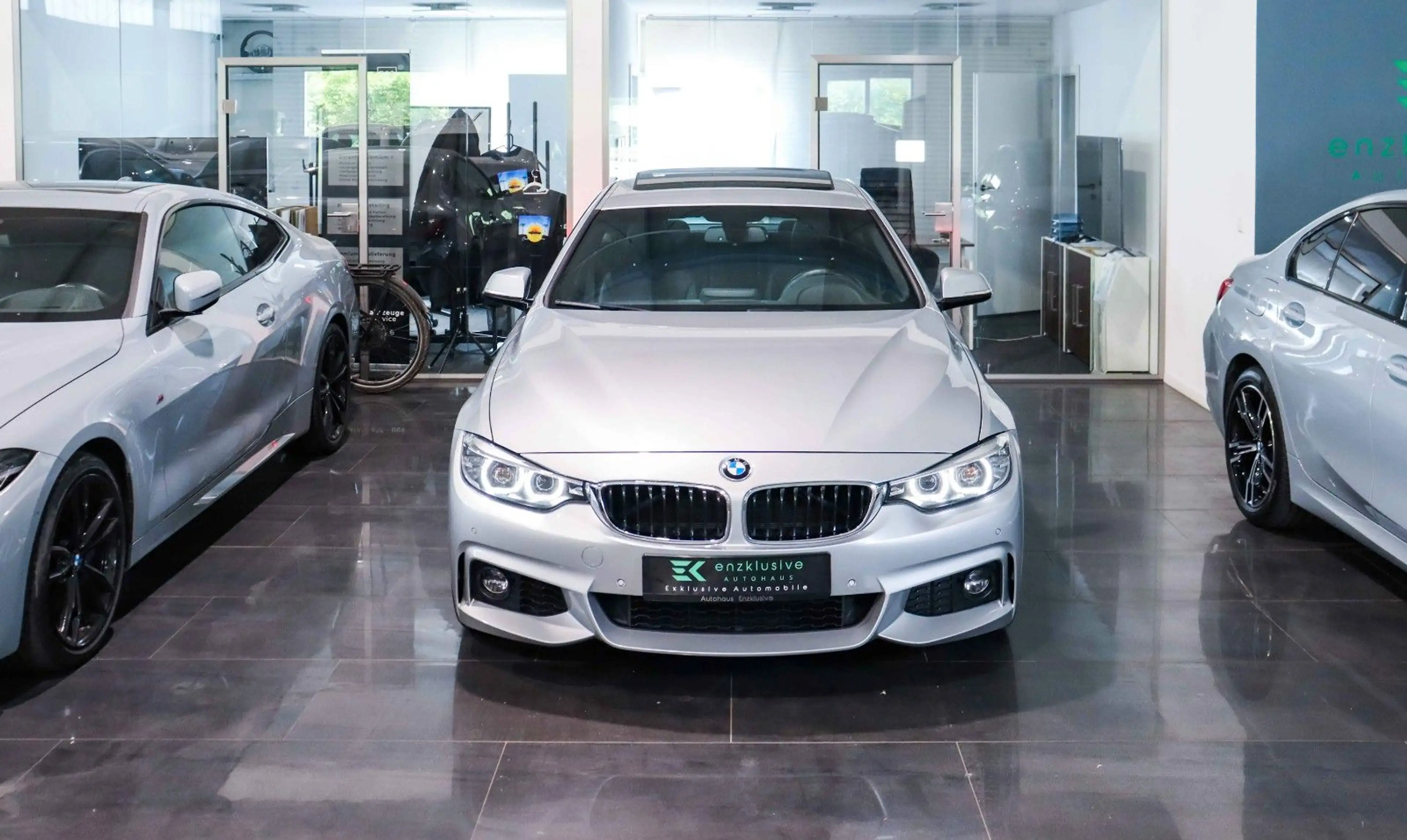 BMW 440 i M Sport GLASDACH*APPLE*MEMORY*1 HAND*19' — photo 4