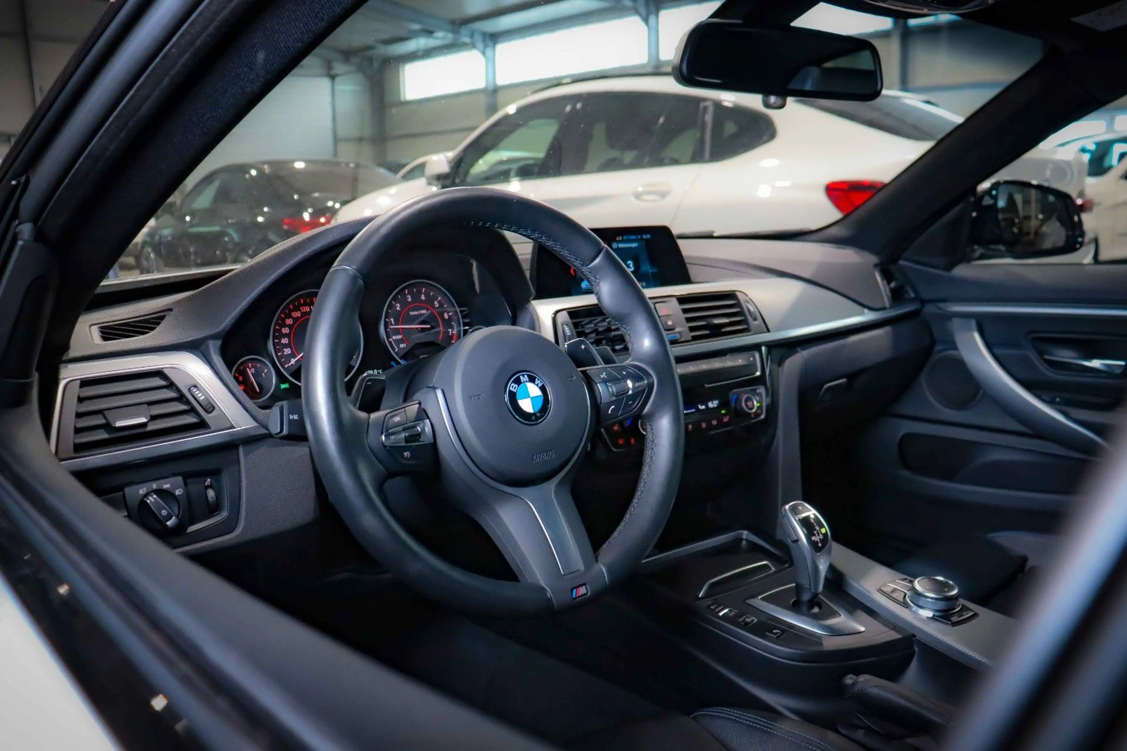 BMW 440 i M Sport GLASDACH*APPLE*MEMORY*1 HAND*19' — photo 15