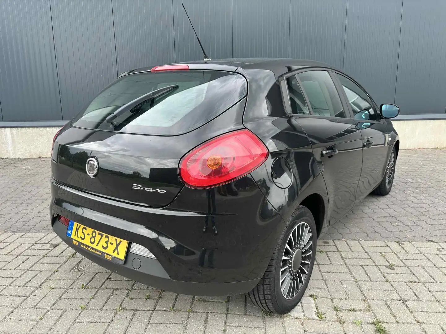 Fiat Bravo 1.4 T-Jet AIRCO|PDC|ISOFIX|APK VAKANTIEAUTO!! crna - 2