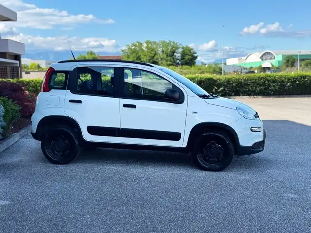 Fiat Panda view 3