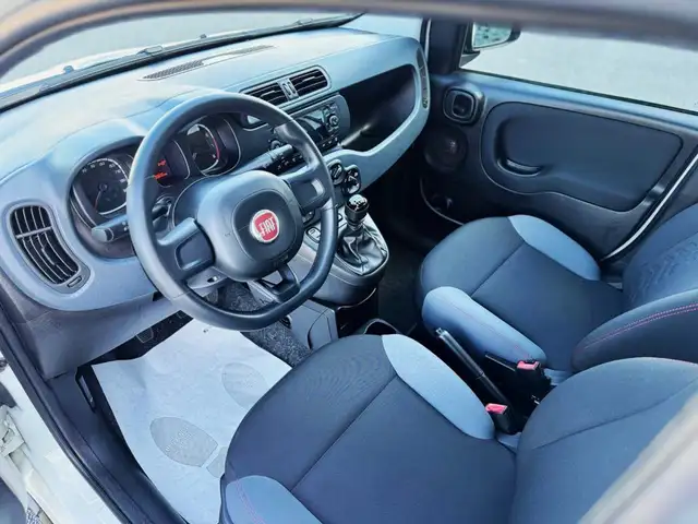Fiat Panda view 11