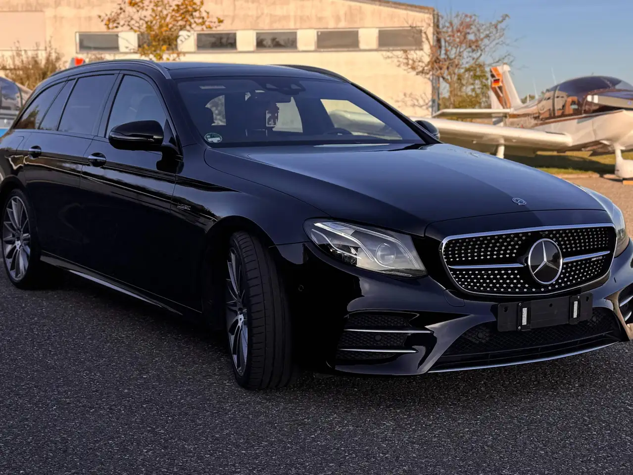 2017 Mercedes-Benz E 43 AMG E-Klasse T-Modell 4Matic T 9G-TRONIC, photograph 6