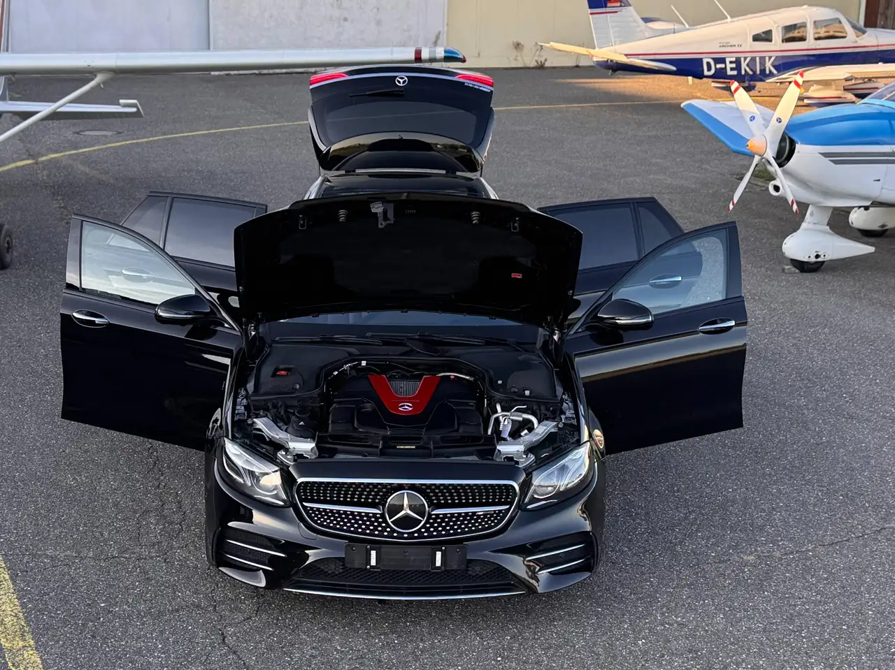 2017 Mercedes-Benz E 43 AMG E-Klasse T-Modell 4Matic T 9G-TRONIC, photograph 7