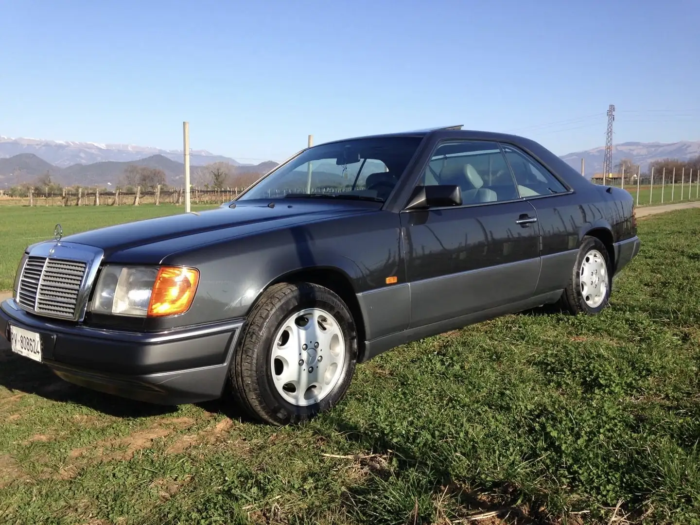Mercedes-Benz CE 300 24V - 2