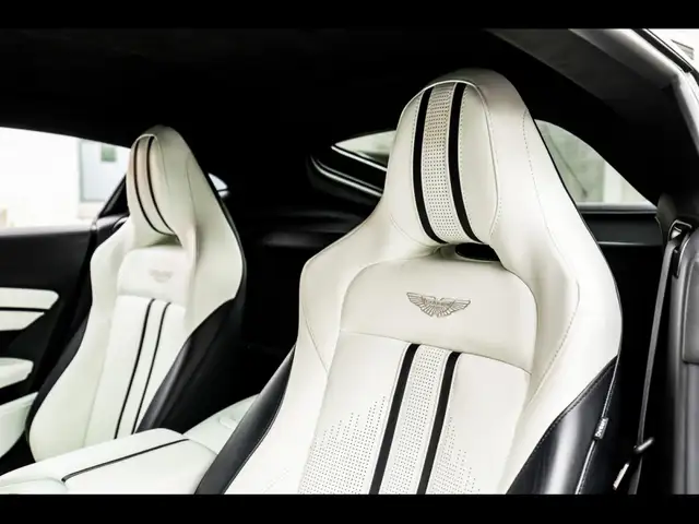 Aston Martin Vantage view 11