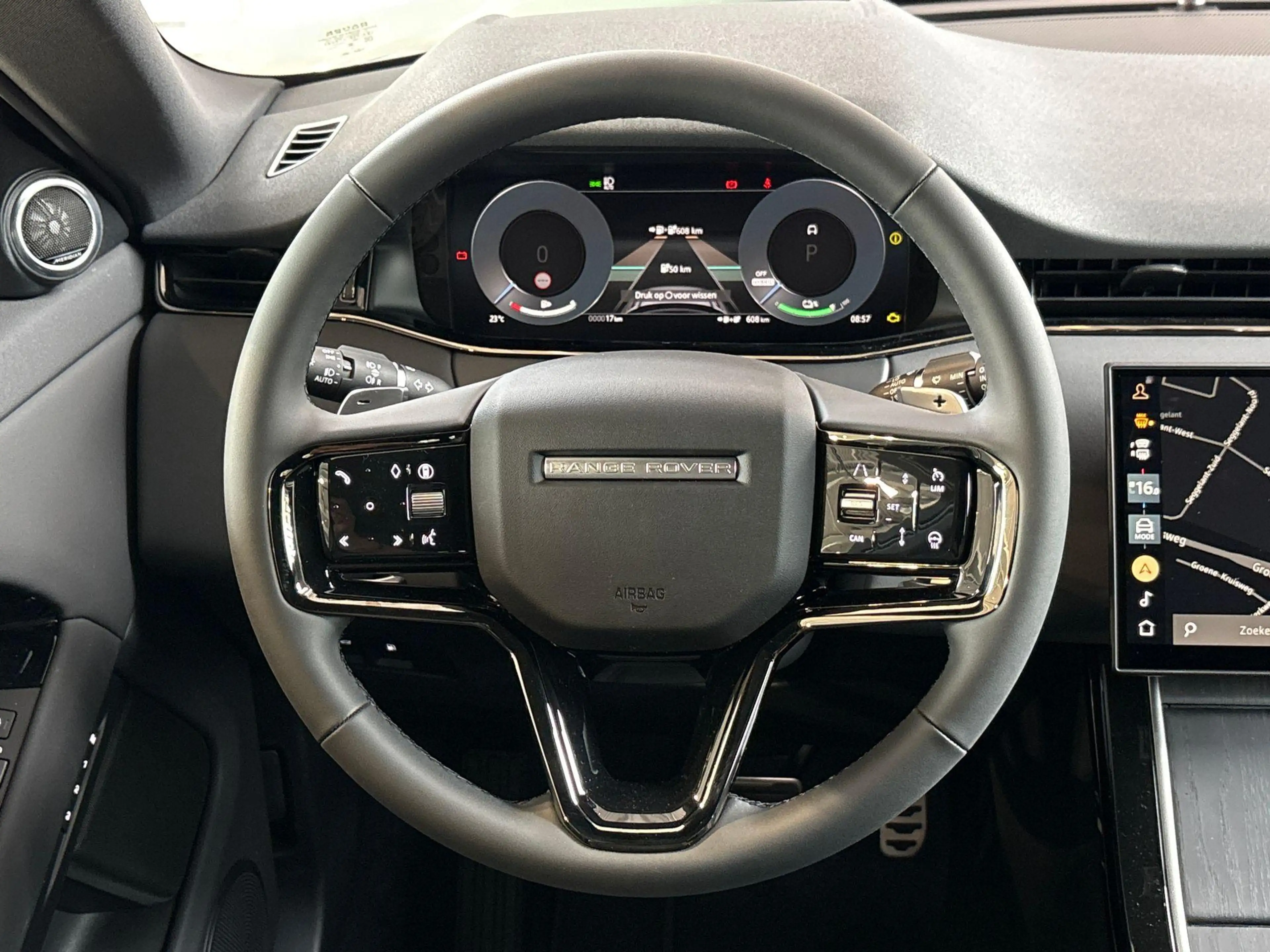 Land Rover Range Rover Evoque P270e AWD DYNAMIC SE -PANO.DAK|20"LM|BLACK PACK|CO — photo 17