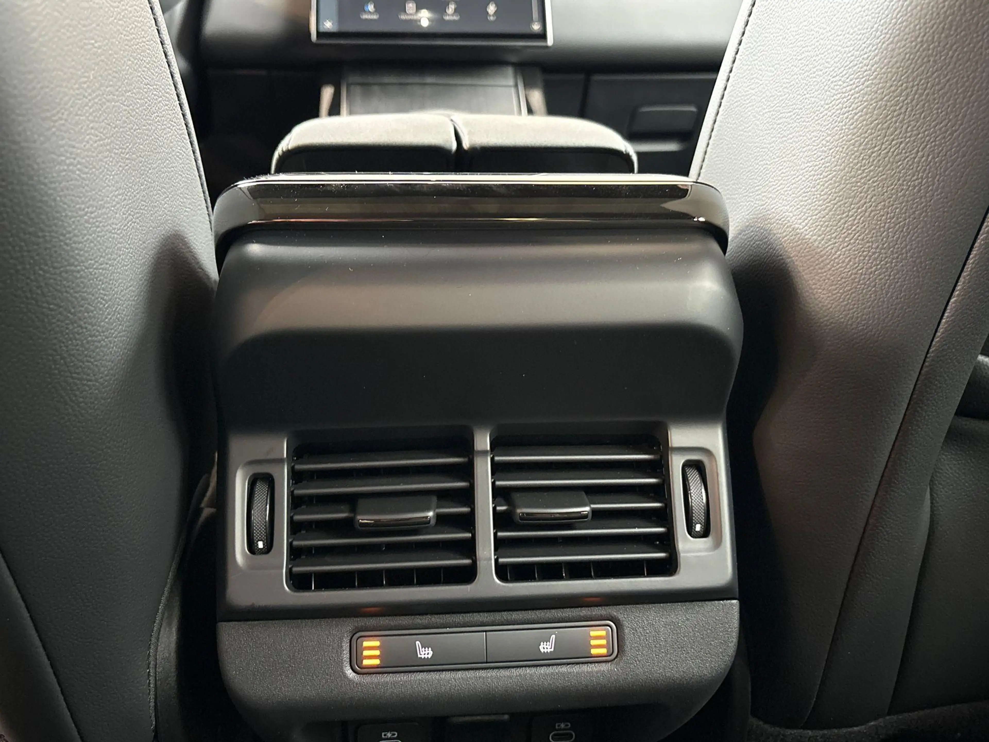 Land Rover Range Rover Evoque P270e AWD DYNAMIC SE -PANO.DAK|20"LM|BLACK PACK|CO — photo 22
