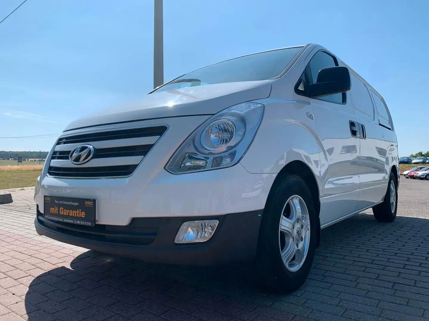 Hyundai H-1 Kasten 2.5 TÜV/ AU NEU Wit - 1