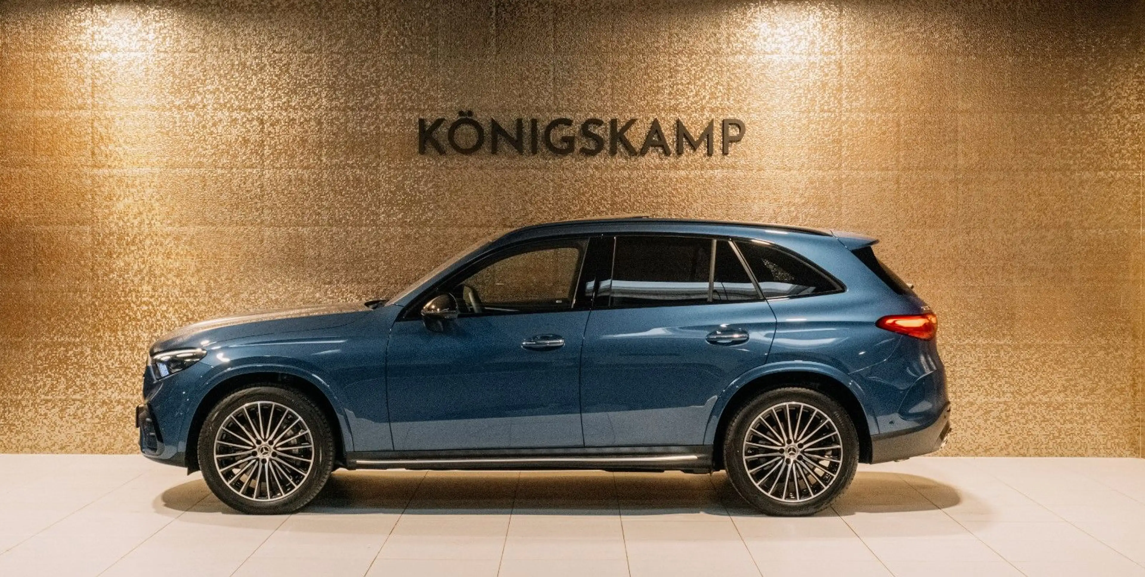 Mercedes-Benz GLC 300 4Matic * 360° * STANDHEIZUNG * — photo 5