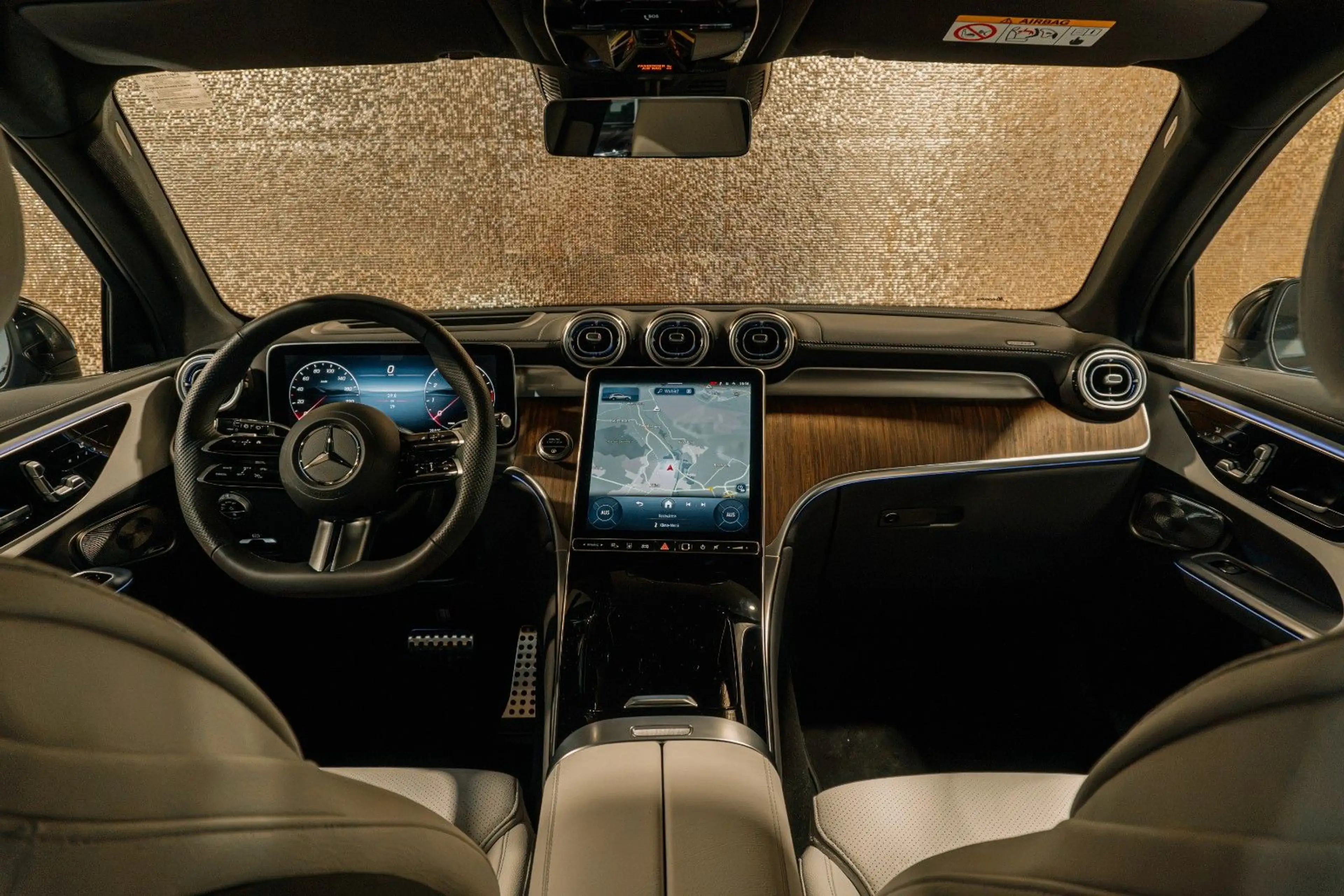 Mercedes-Benz GLC 300 4Matic * 360° * STANDHEIZUNG * — photo 15