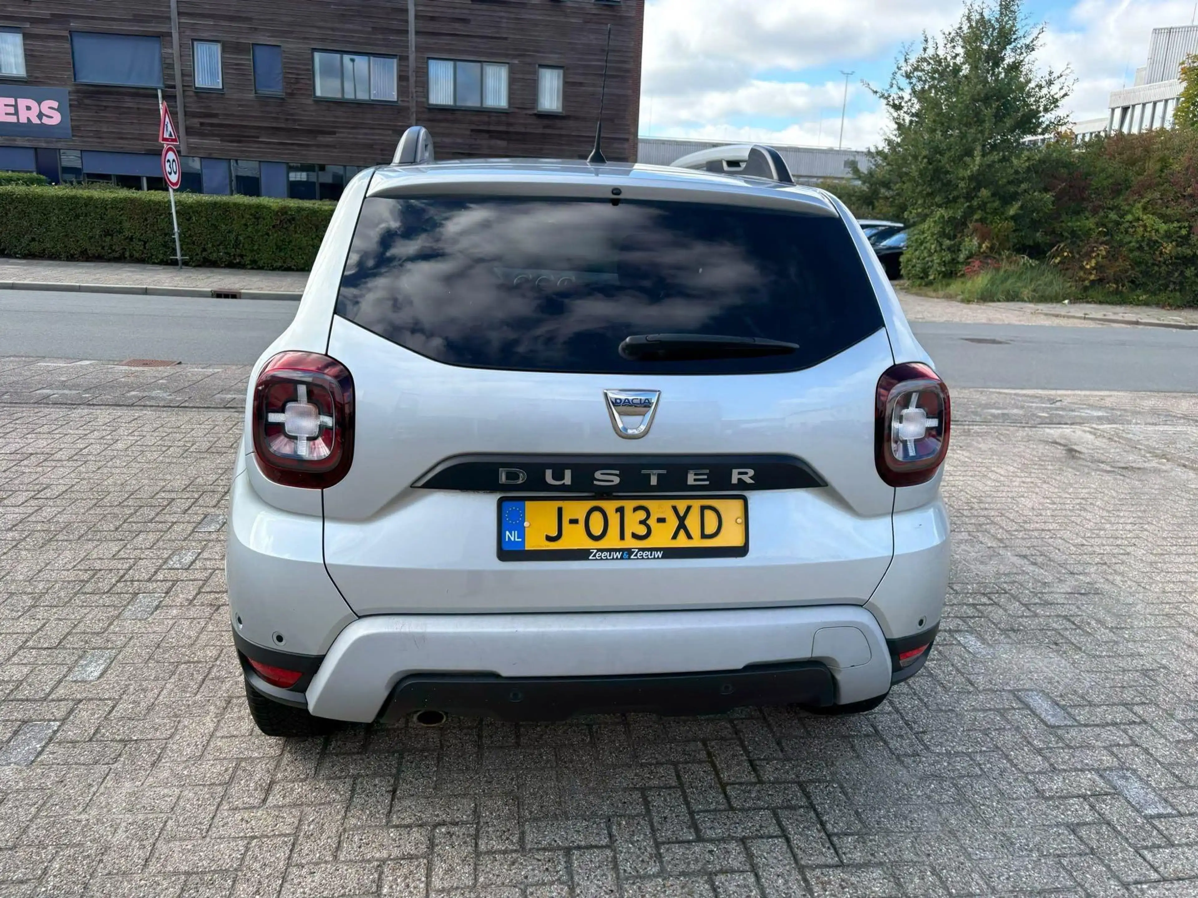 Dacia Duster 1.0 TCe Prestige | 100pk | Carplay | Camera | Airc — photo 6