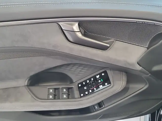 Audi A6 e-hybrid quattro 270 kW Ansicht 15