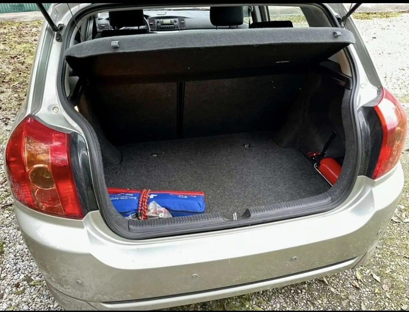 Toyota Corolla 1.6 VVT-i Edition - 1