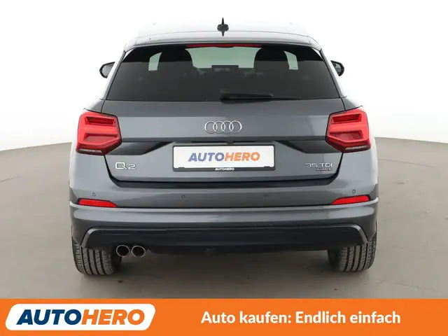 Audi Q2 view 5
