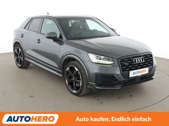 Audi Q2 view 8
