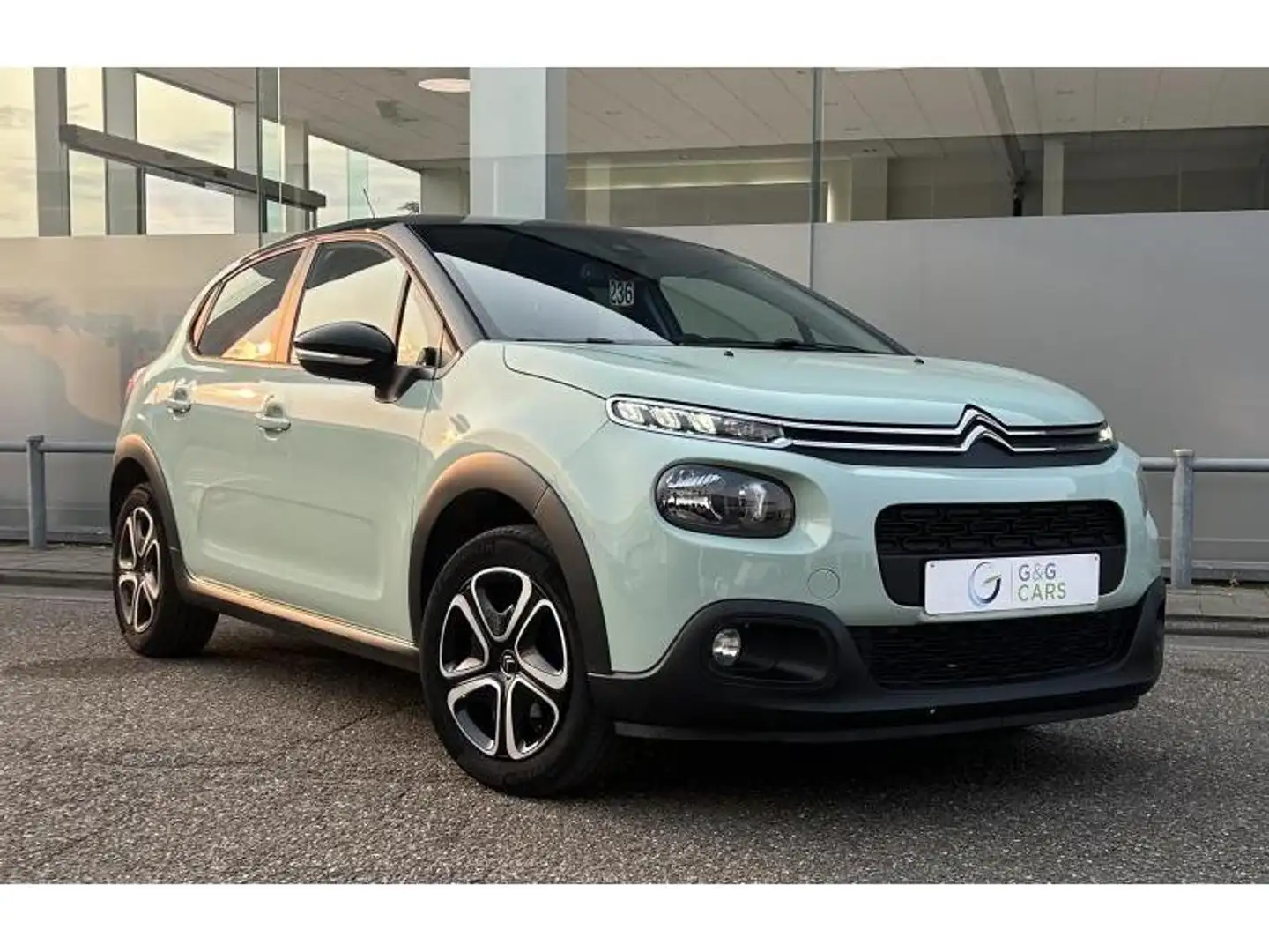 Citroen C3 III Highlight Beige - 1