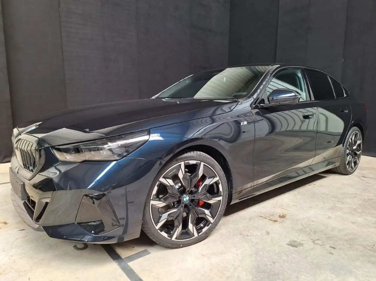BMW 520 i M Sport Pro Pano Zwart - 1
