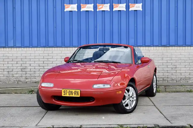 Mazda MX-5 1.6i-16V Aut. Miata automaat low milages