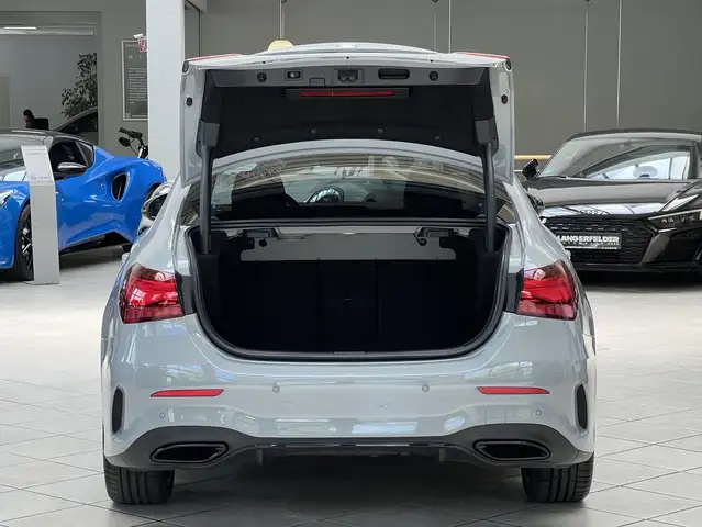 Mercedes-Benz A Class view 5