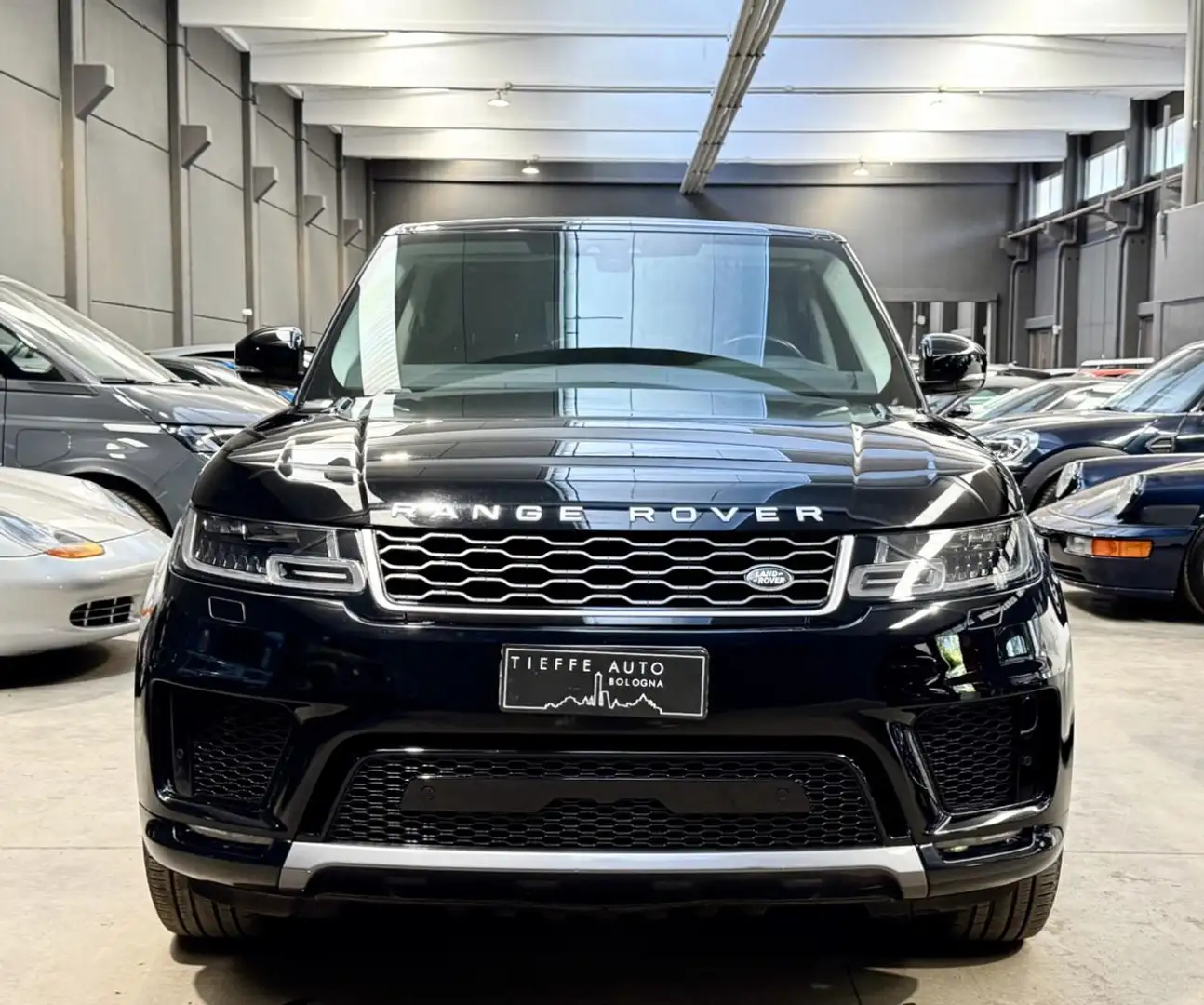 Land Rover Range Rover Sport 3.0 SDV6 249 CV HSE Dynamic Zwart - 2