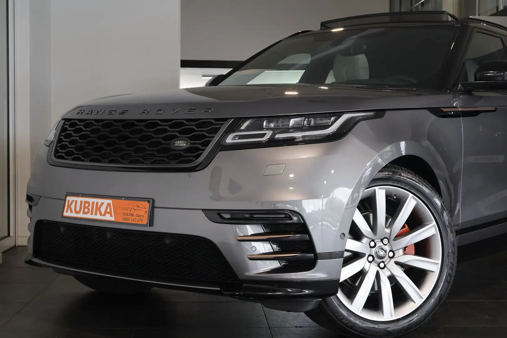 Land Rover Range Rover Velar 3.0d R-Dynamic PANO LijnA Keyless Memory Garantie Gris - 2