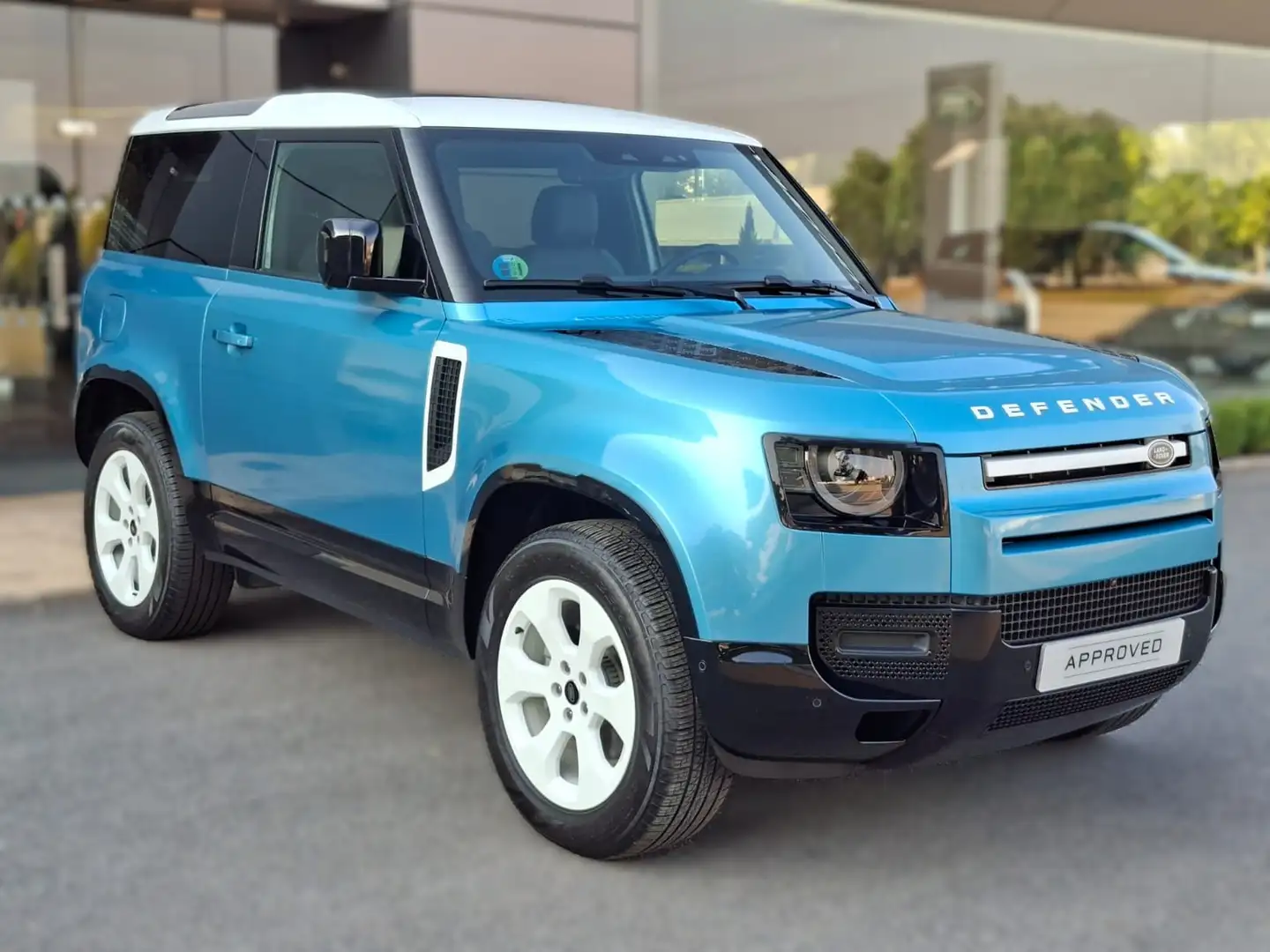 Land Rover Defender 90 3.0D l6 MHEV X-Dynamic SE AWD Aut. 250 Blau - 2