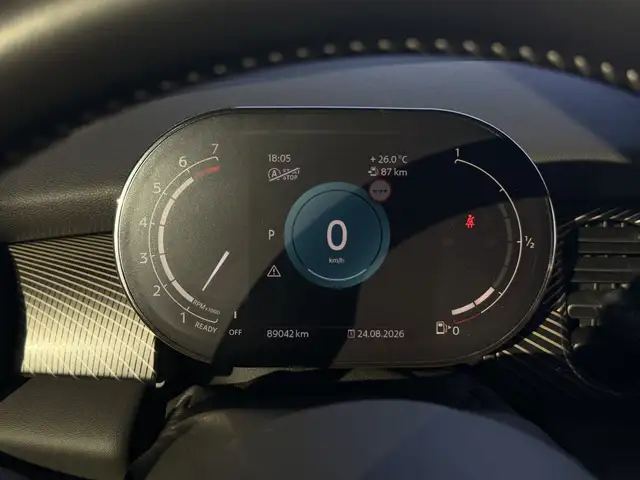 Mini Hatch view 19