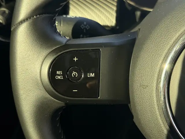 Mini Hatch view 17